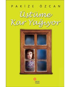 Üstüme Kar Yağıyor