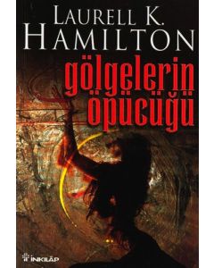  Gölgelerin Öpücüğü