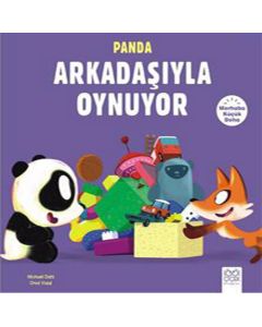 Panda Arkadaşıyla Oynuyor
