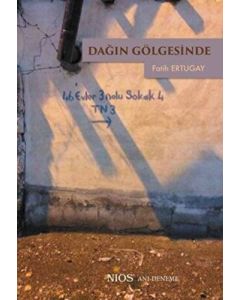 Dağın Gölgesinde