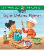Çağlar Makarna Pişiriyor