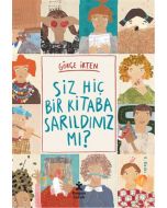 Siz Hiç Bir Kitaba Sarıldınız Mı?