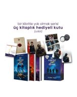 Bir Kibritle Yok Olmak Serisi (Ciltli - Üç Kitaplık Hediyeli Kutu)